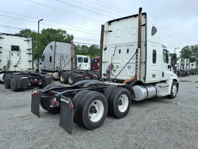 2020 FREIGHTLINER CASCADIA 125
