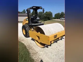 2013 CATERPILLAR CS56B