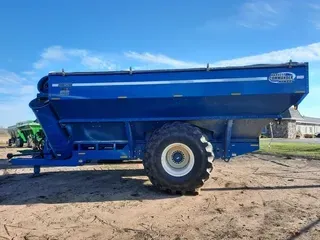 2008 Kinze 1050