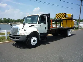2009 INTERNATIONAL 4300