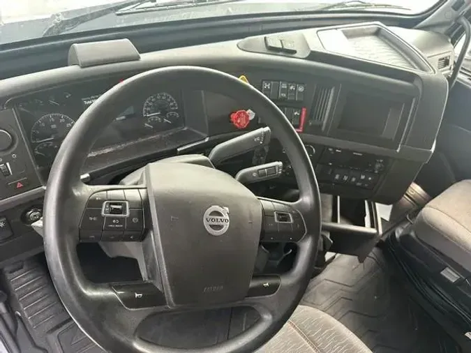 2022 Volvo VNL64T7608291d0667802fd57a0c96586fcbdfc3f