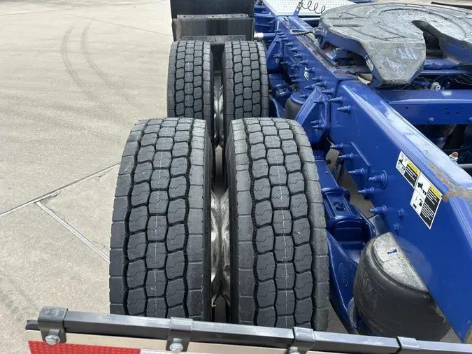 2020 Peterbilt 567