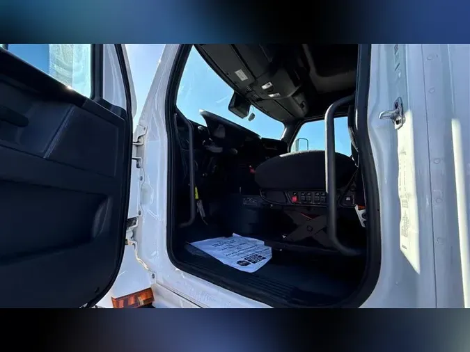 2023 FREIGHTLINER CA1268292f673fecae21d08197f21ad9eb5d5