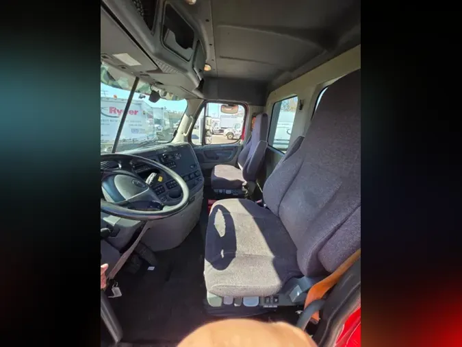 2019 FREIGHTLINER/MERCEDES CASCADIA 1258294b831cfcf93b10ddee05f33077034