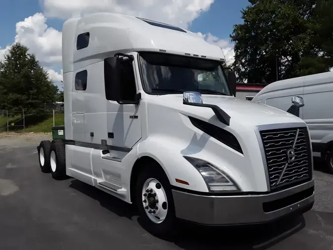 2019 VOLVO VNL64T-760