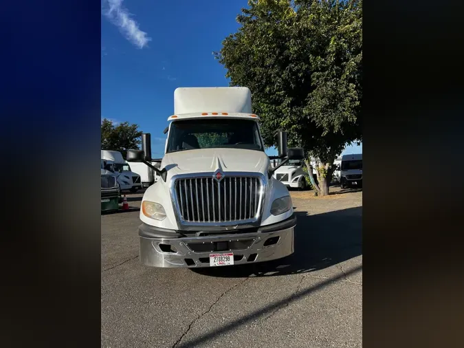 2019 NAVISTAR INTERNATIONAL LT625 DAYCAB T/A