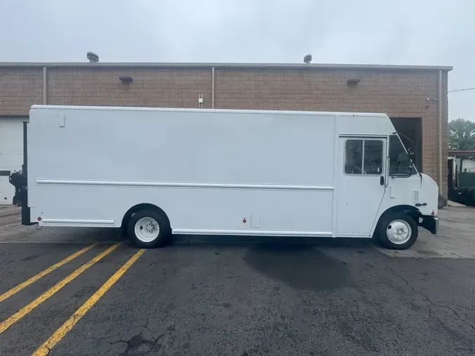 2018 FRTLR CUSTOM CHASSIS CORP MT45