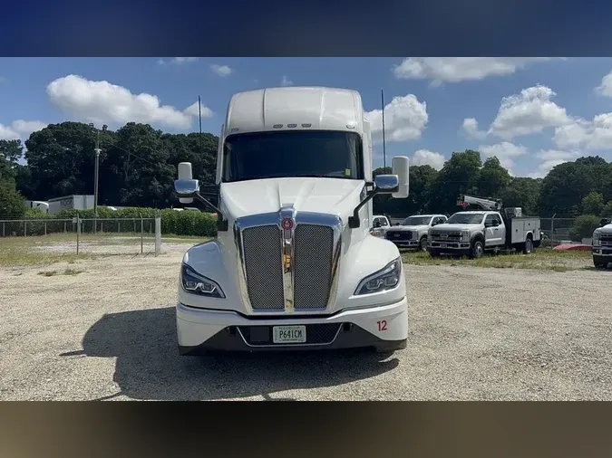 2024 Kenworth T680