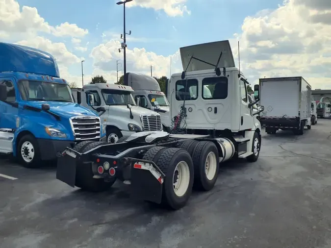 2019 FREIGHTLINER/MERCEDES NEW CASCADIA PX12664