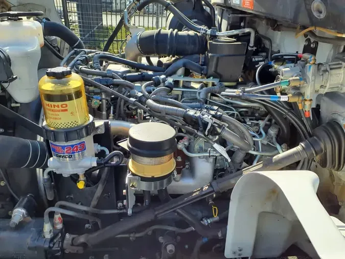 2019 HINO HINO 338