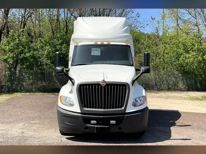 2021 INT LT625 6x4