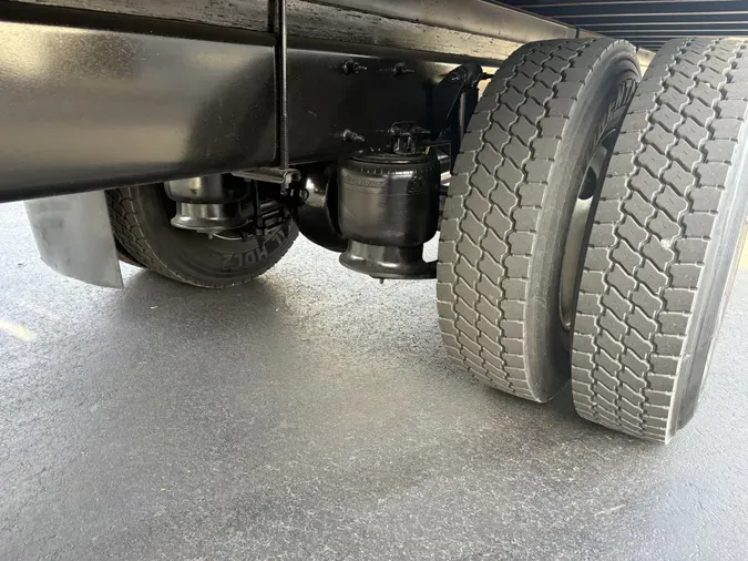 2020 Freightliner Business Class M2 106