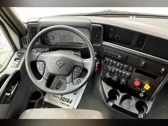 2022 INT LT625 6x4