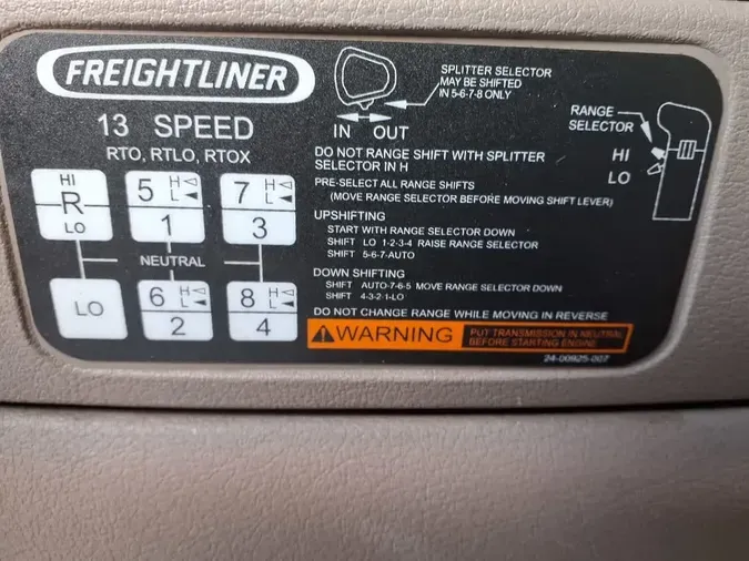 2019 FREIGHTLINER CASCADIA 12582a43117c70644c86e81e870af8f8980