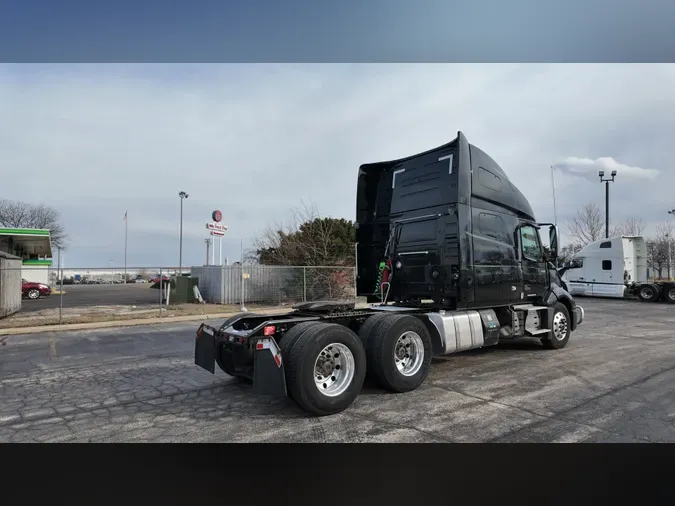 2019 VOLVO VNL64T760