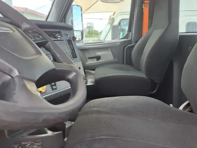2020 FREIGHTLINER/MERCEDES NEW CASCADIA 126