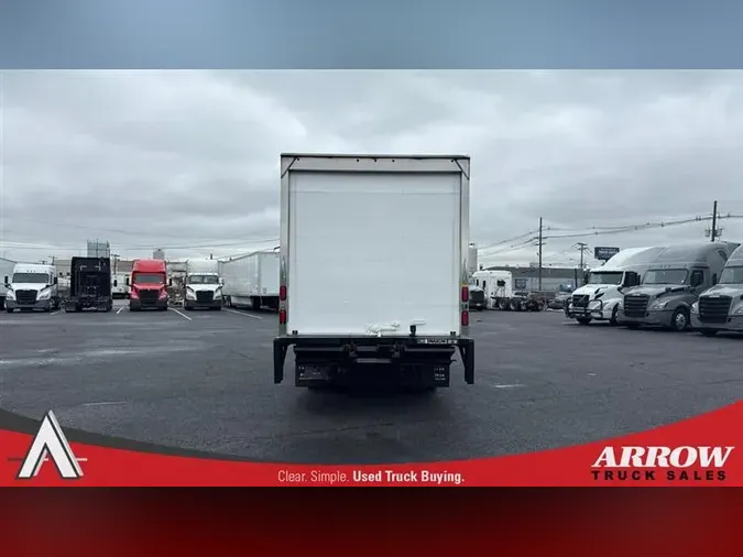 2022 ISUZU NPR-XD