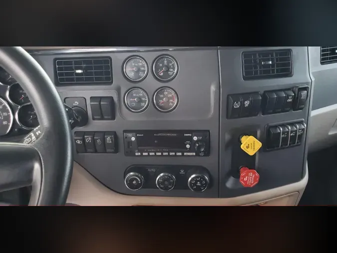 2022 Peterbilt 57982b0e297b799dcdd59be69d4d5c4008e