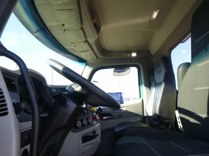 2021 Peterbilt 579