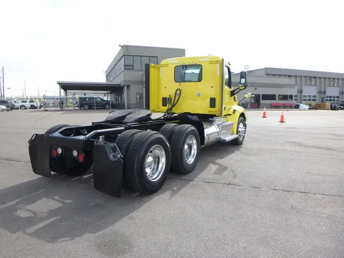 2021 Peterbilt 579