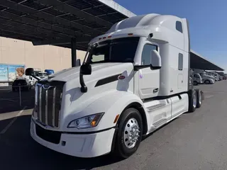 2023 Peterbilt 579