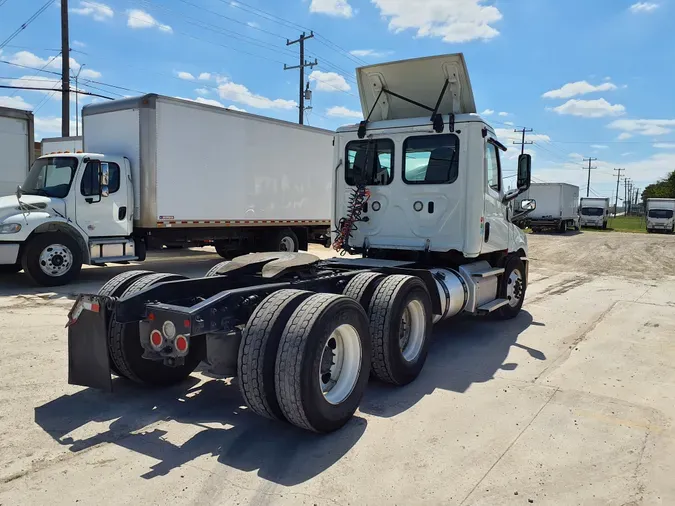 2020 FREIGHTLINER/MERCEDES NEW CASCADIA PX12664