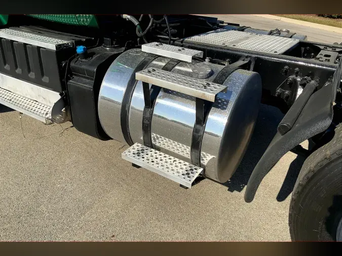 2020 INT LT625 6x4