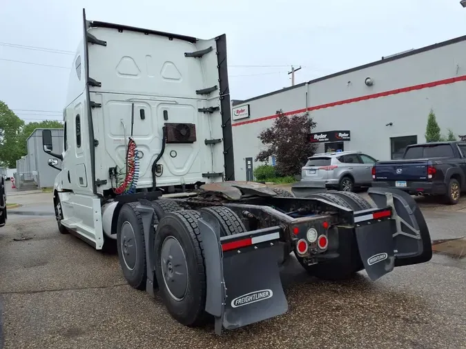 2020 FREIGHTLINER NEW CASCADIA PX12664