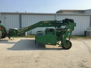 2006 John Deere 735