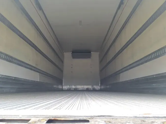 2017 FREIGHTLINER M2 106