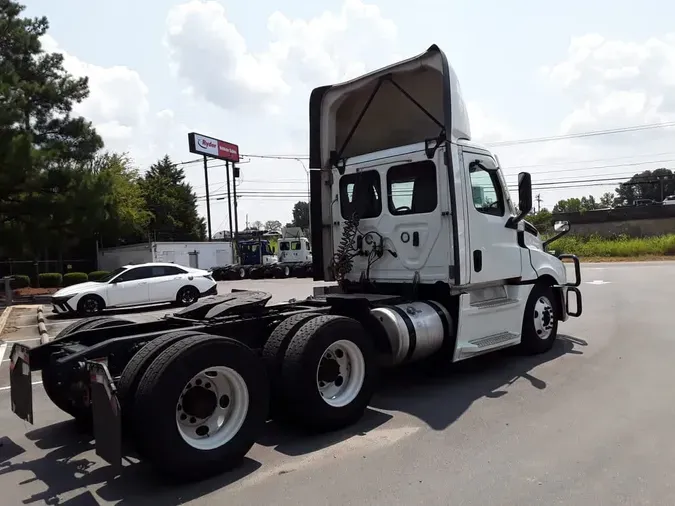 2021 FREIGHTLINER/MERCEDES NEW CASCADIA PX1266482cf980c50af6528b48a72556893626c