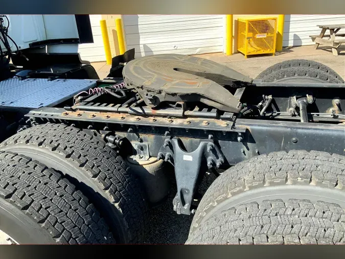 2021 INT LT625 6x4