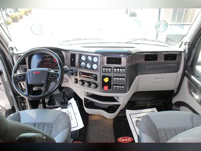 2025 Peterbilt 56782d0238d3e24e2b2299bff5411586ae7