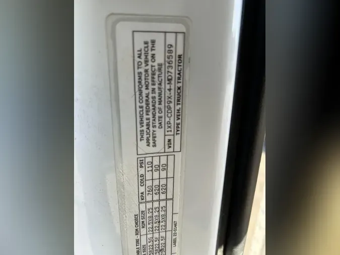 2021 Peterbilt 567