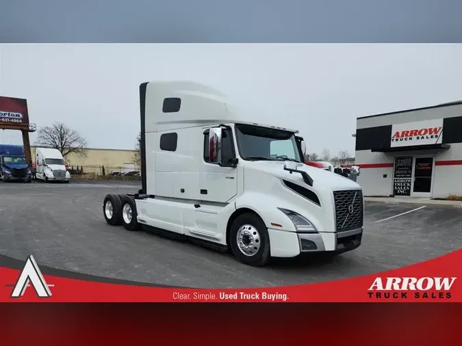 2023 VOLVO VNL760