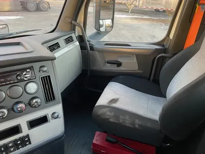 2019 Freightliner Cascadia