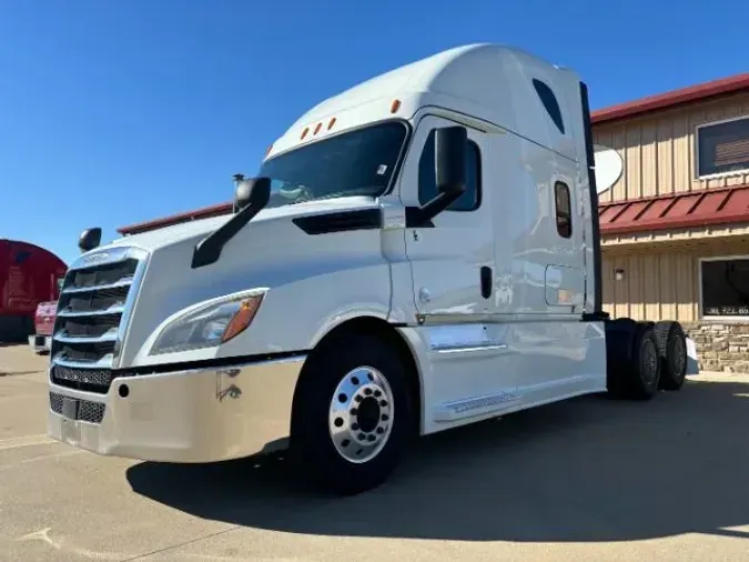 2020 Freightliner New Cascadia 126