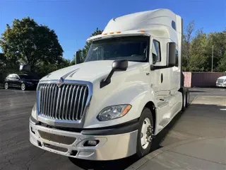 2019 INTERNATIONAL LT