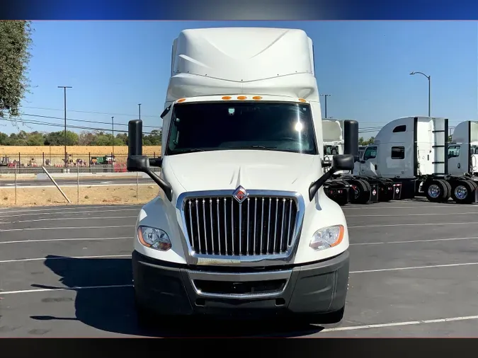 2022 INT LT625 6x4
