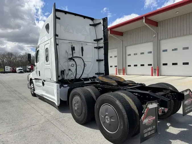 2024 Freightliner Cascadia&reg;