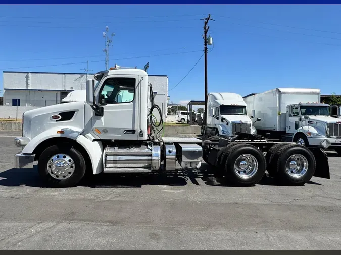 2022 Peterbilt 567