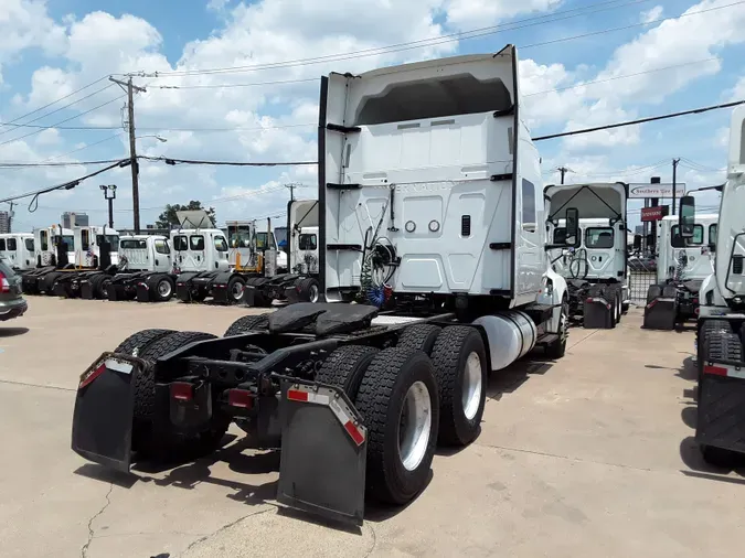 2019 NAVISTAR INTERNATIONAL LT625 SLPR CAB