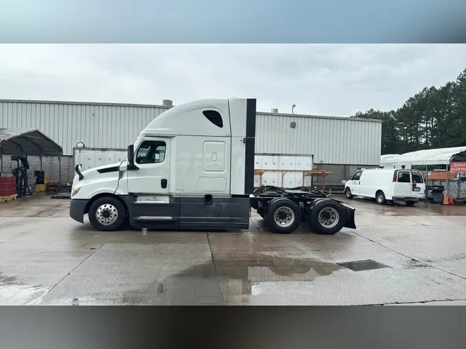 2021 Freightliner Cascadia