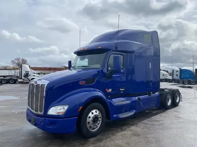 2022 Peterbilt 579