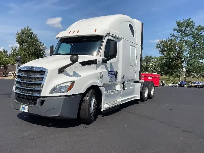 2020 Freightliner T12664ST