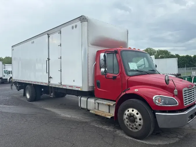 2022 FREIGHTLINER/MERCEDES M2 106