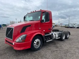 2015 Volvo VNL64TRACTOR
