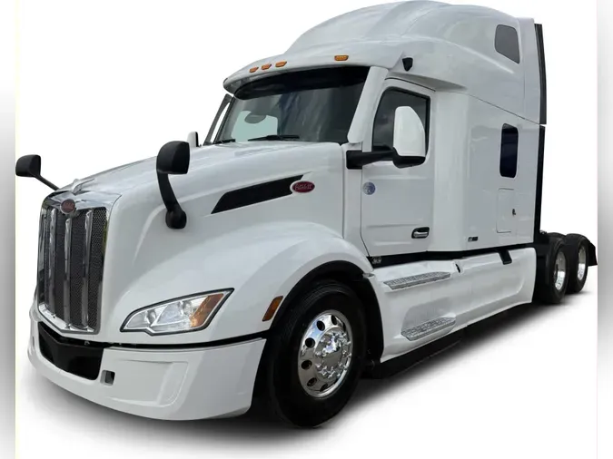 2024 Peterbilt 57982f24d1ccefbf6d4f7f5e609c5c8500b