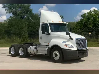 2019 INT LT625 6x4