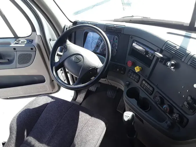 2020 FREIGHTLINER/MERCEDES CASCADIA 12582f95e0f0e44eccb450302e62c13086b